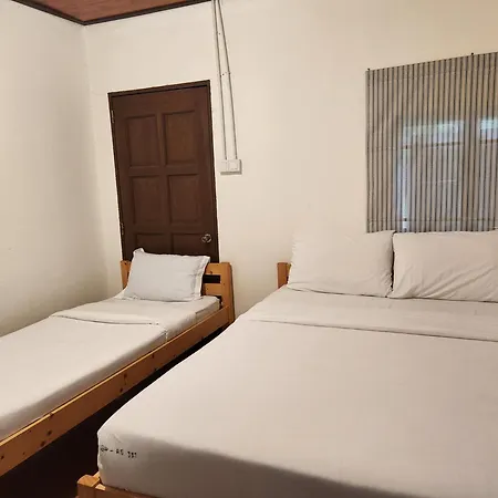 Genting Greenwoods Tiny Houses & Events Hall Genting Highlands Bilik gambar