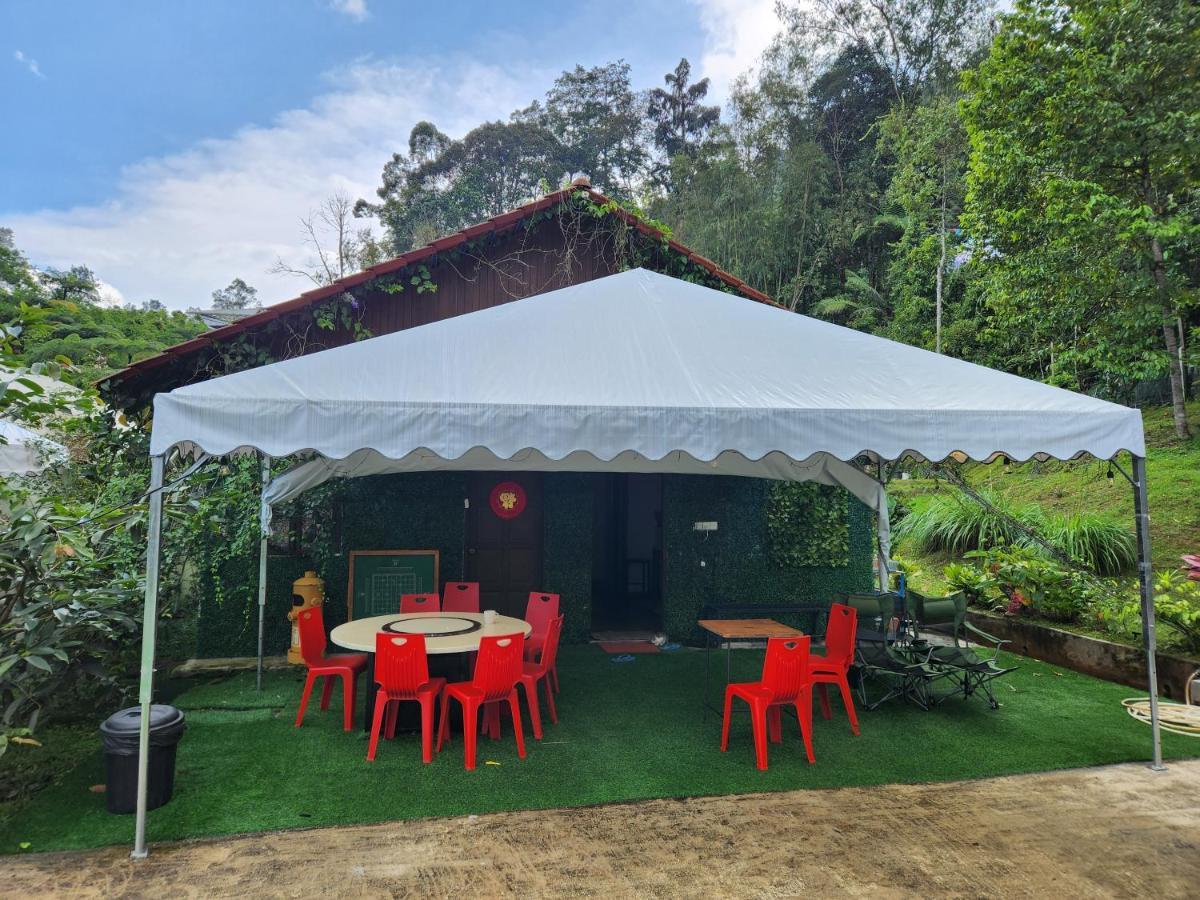 Genting Greenwoods Tiny & Events Hall Chalet *