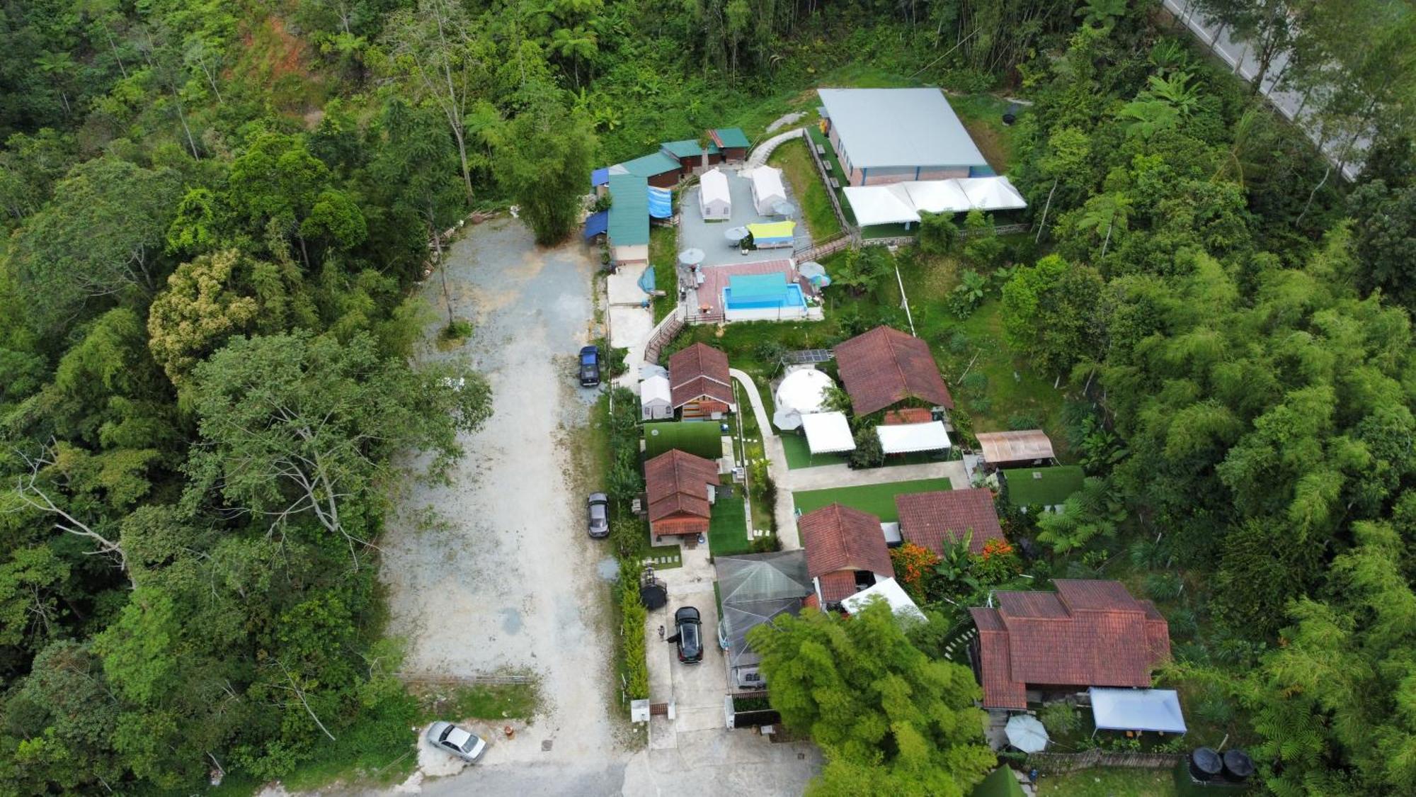 Genting Greenwoods Tiny & Events Hall Chalet